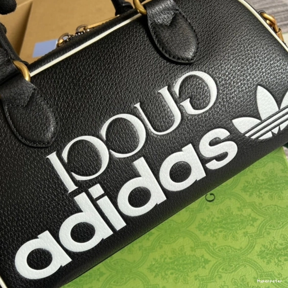 Hyperpeter bag Gucci Adidas x mini duffle 0730